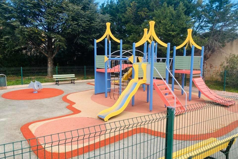 installateur aire de jeux var